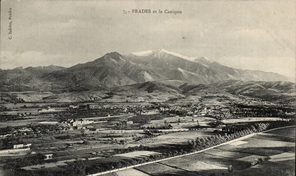 Prades e o Canigou — vista panorâmica — C. Salètes, Prades - Frente