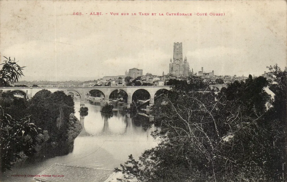 Albi - Ansicht des Tarn und der Kathedrale (Westseite) — Phototypie Larouches Frères Toulouse, n° 568 - Vorderseite