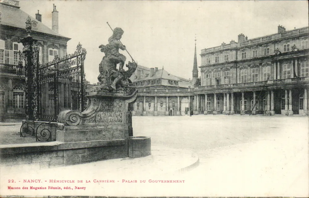 Nancy — Hémicycle de la Carrière — Palast des Regierungs — Maison des Magasins Réunis, publ. Nancy - Vorderseite