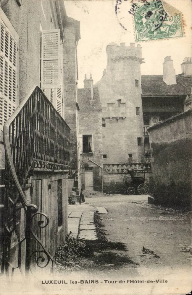 LUXEUIL-les-BAINS - Rathaus-Turm - Vorderseite