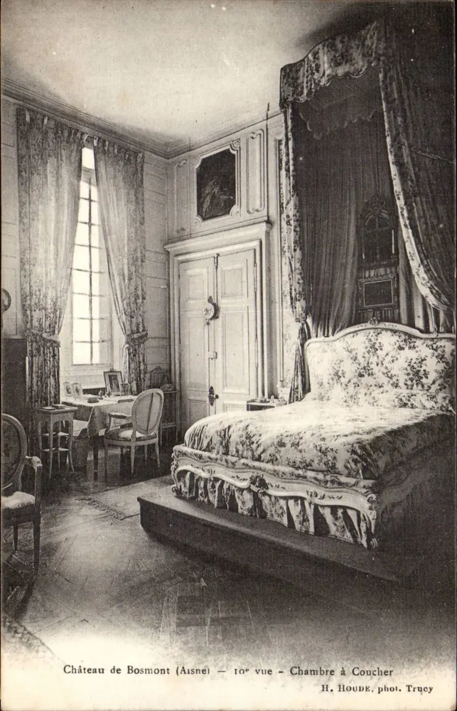 Castelo de Bosmont (Aisne) — 10ª vista — Quarto — H. Houde, fot. Trucy - Frente