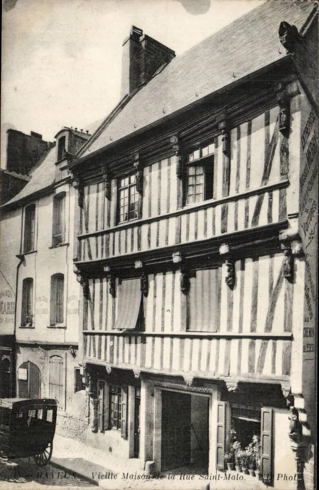 Bailleux - Alte Haus in der Straße Saint-Malo — Phot. Bailleux - Vorderseite