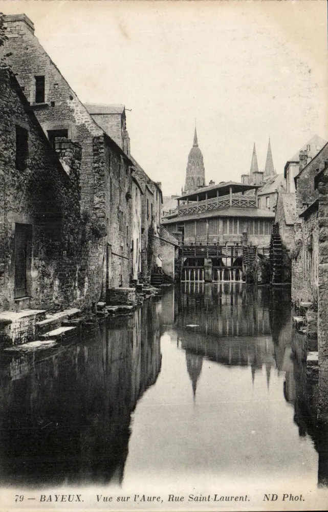 Bayeux — Ansicht über den Aure, Rue Saint-Laurent — ND Phot. - Vorderseite