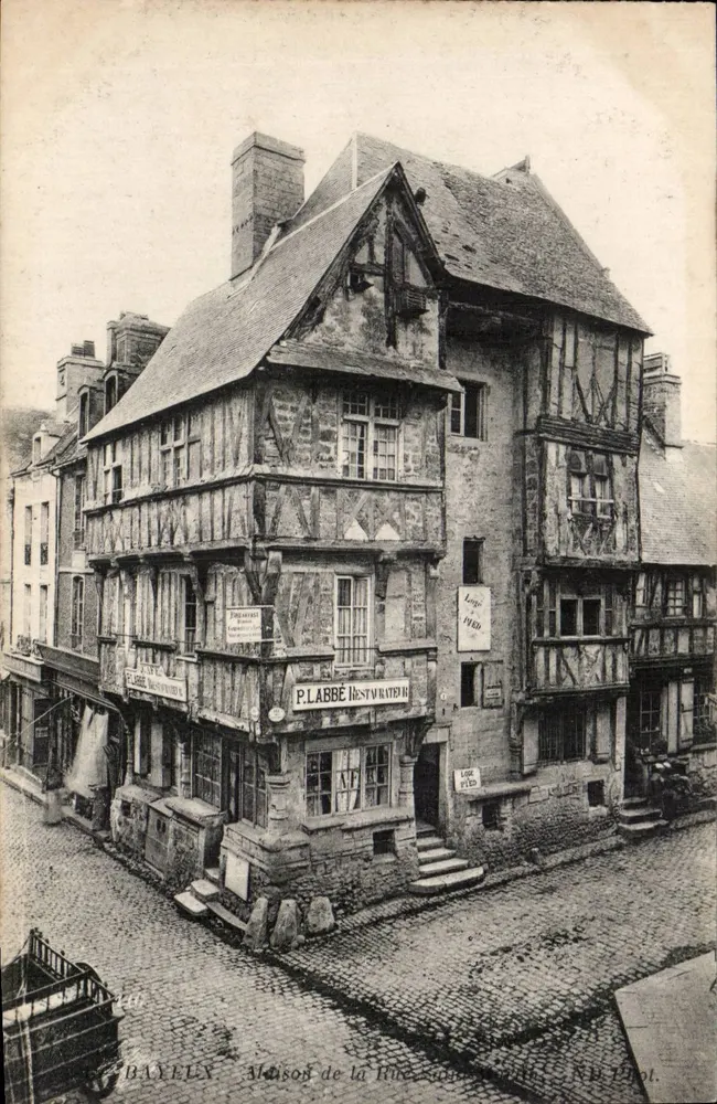 Bayeux — Casa da Rua Santa Cruz — ND Phot. - Frente
