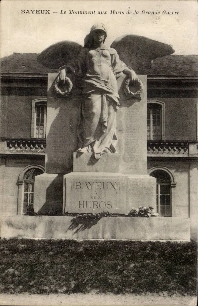 Bayeux — Denkmal für die Toten des Großen Krieges — Librairie R. Desautels - Vorderseite