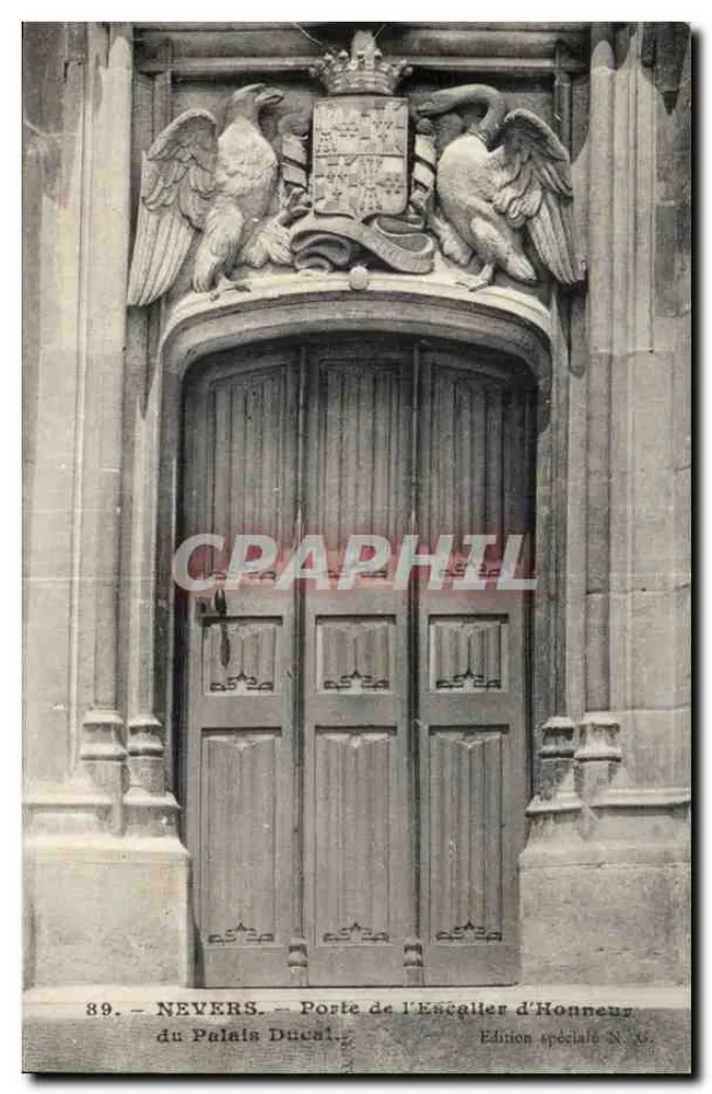 Nevers — Tor zur Ehrenstiege des Herzoglichen Palastes — Sonderausgabe N. 89 - Vorderseite