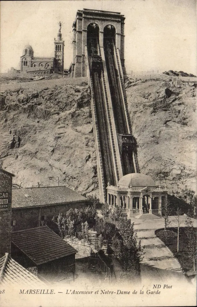 Marseille — Der Aufzug und Notre-Dame de la Garde — ND Phot - Vorderseite