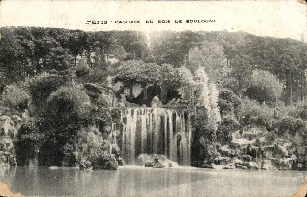 Paris - Cascata do bosque de Boulogne - Frente