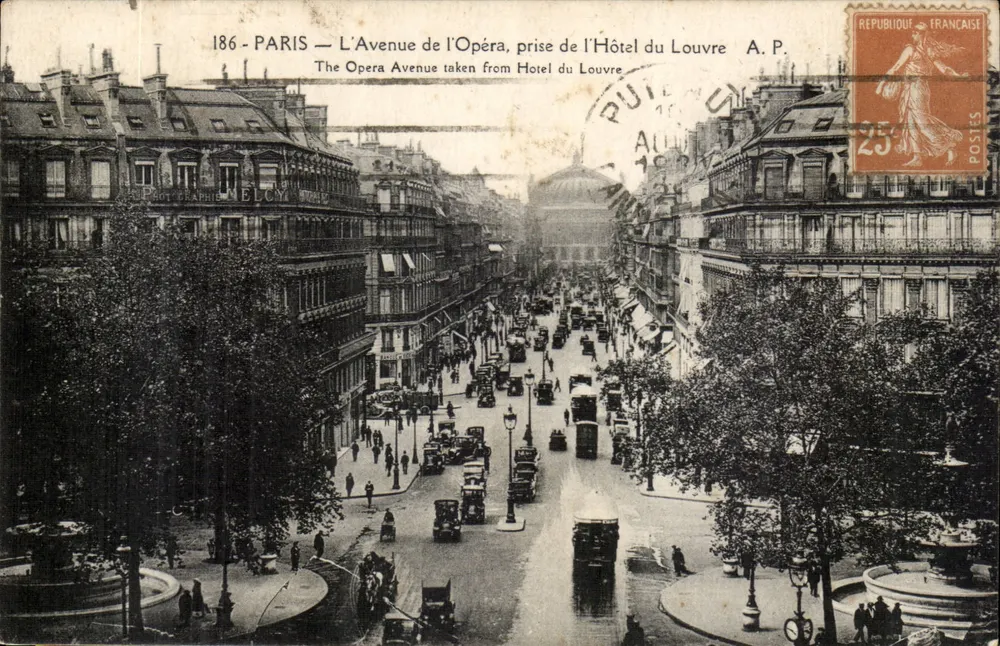 Paris — Avenue de l'Opéra, Ansicht vom Hôtel du Louvre — A.P. Port. Graphie Melcy - Vorderseite