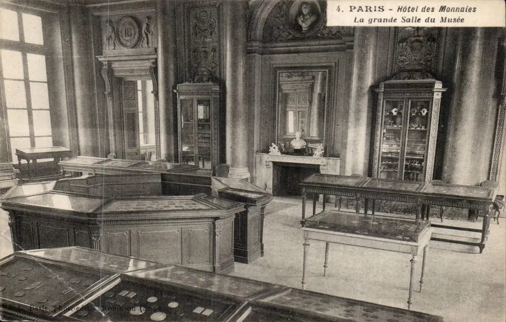 Paris - Hôtel des Monnaies — Die Große Halle des Museums — Phot. Robinson (Paris) - Vorderseite