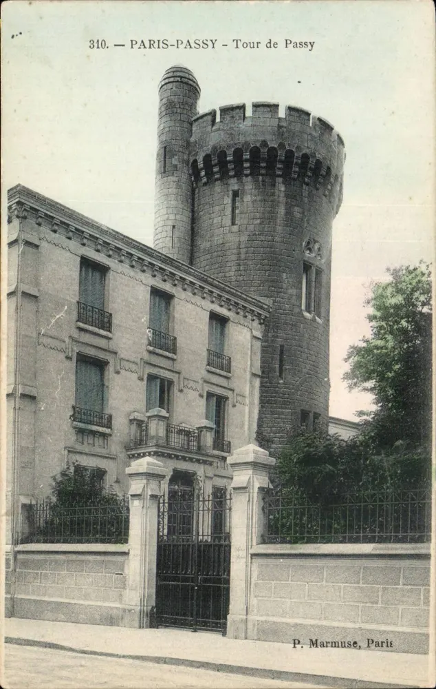 Paris-Passy — Torre de Passy — P. Marmuse, Paris - Frente