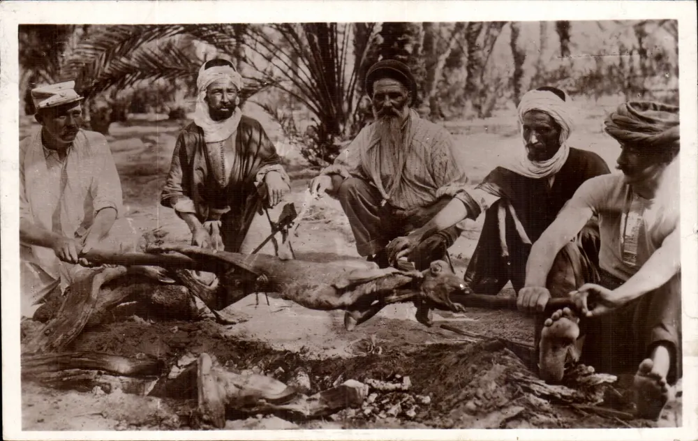 Der mechoui — Ein Braten im Freien — 620 Scènes et Types, Verlag La Cigogne, Alger - Vorderseite