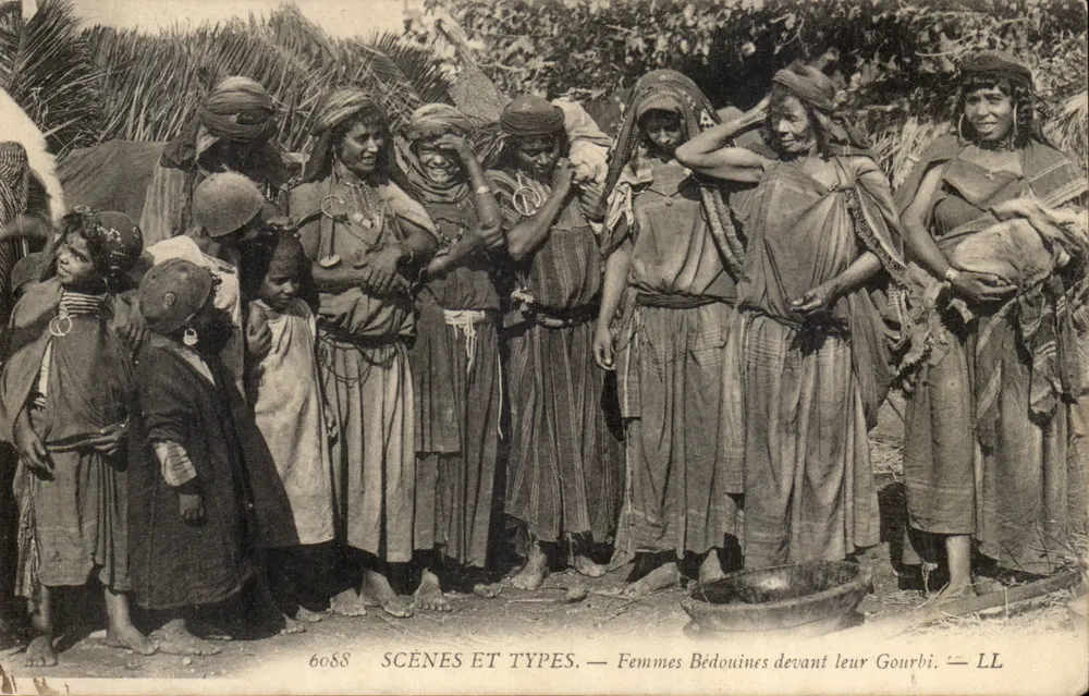 Beduinenfrauen vor ihrem Hütten — SCÈNES ET TYPES — LL n° 6088 - Vorderseite