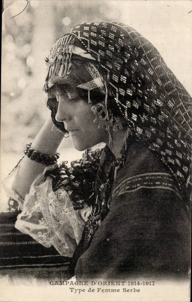 Serbische Frau — Kampf im Osten 1914-1917 — Typ der Serbischen Frau - Vorderseite