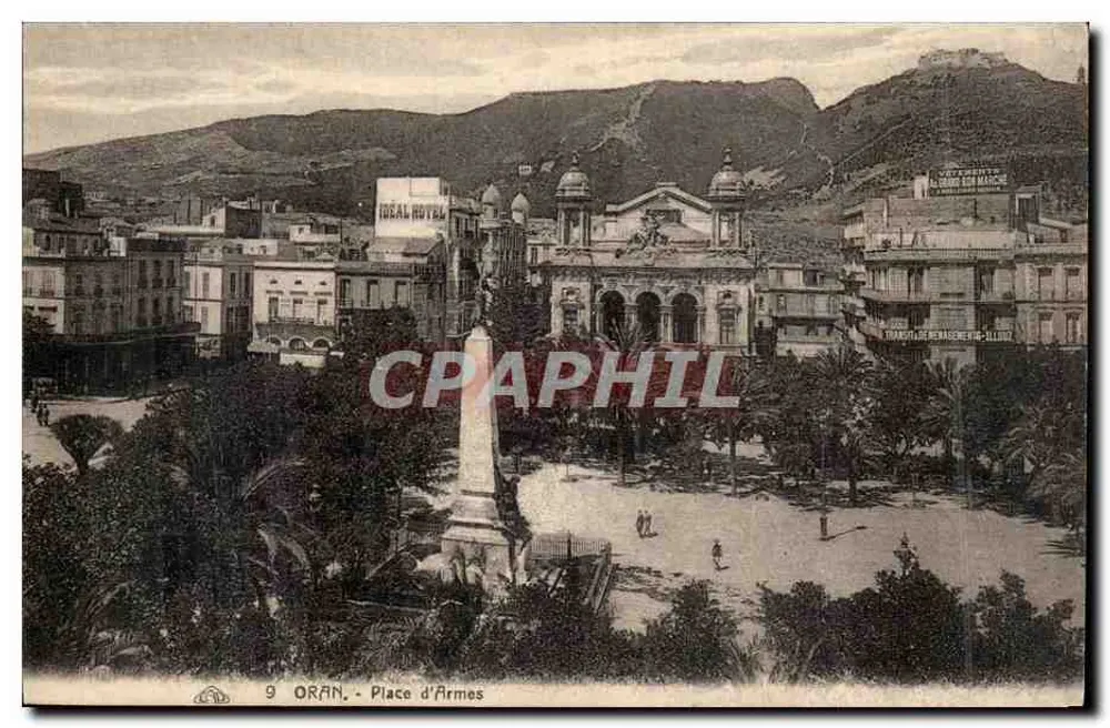 Oran - Place d'Armes — widok panoramiczny z centralnym monumentem i hotelami - Awers