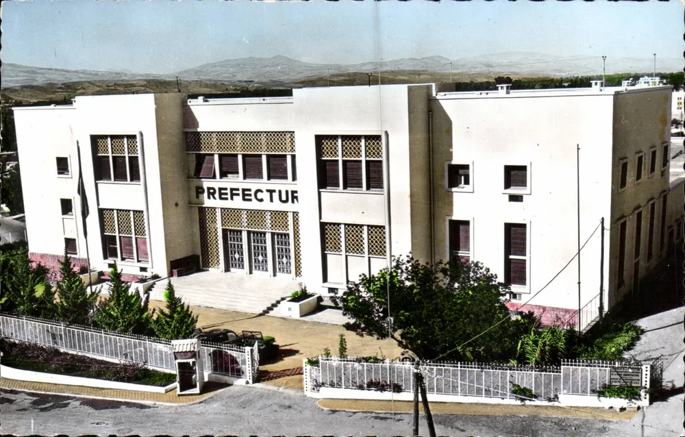 Orléansville (Algerien) — Das Präfekturgebäude — Edition JOMONE - Vorderseite