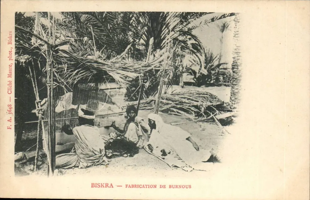 Biskra — Fabricação de burnous — Cliché Maure, n° 3648 - Frente