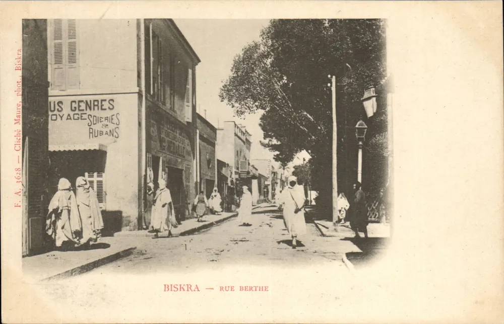 Biskra — Rue Berthe — Éditeur Clèche Maure, n° 3628 - Frente