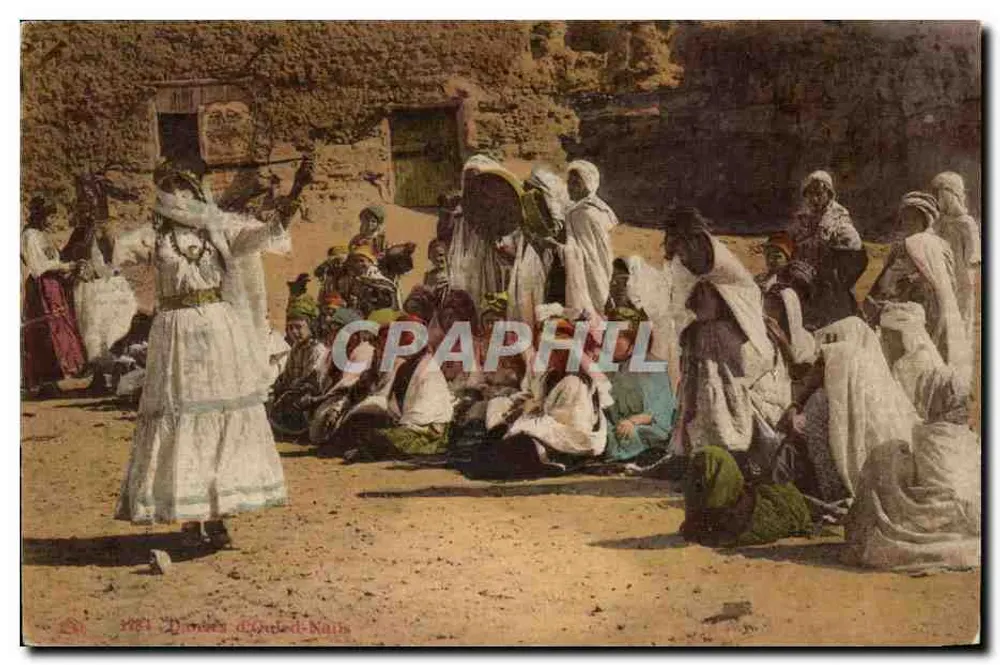 Danseurs d'Oued-Naïls — scène de village — éditeur anonyme, n° 1421 - Recto