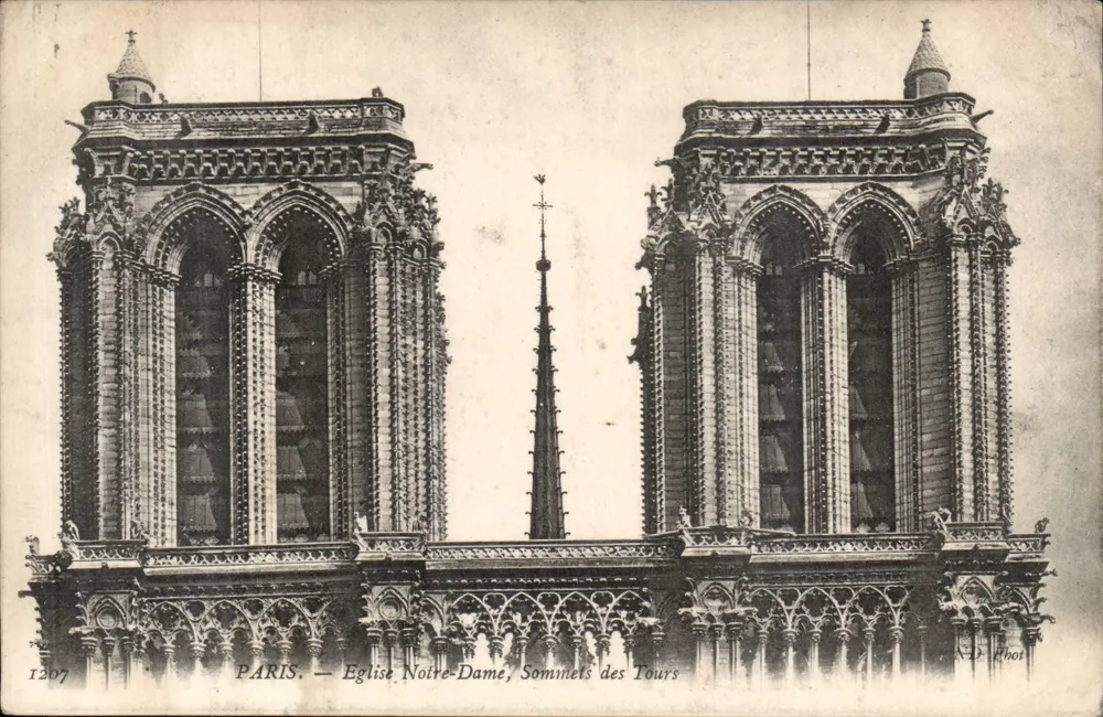 Paris — Kirche Notre-Dame, Gipfel der Türme — Foto. A.-D. n°1207 - Vorderseite
