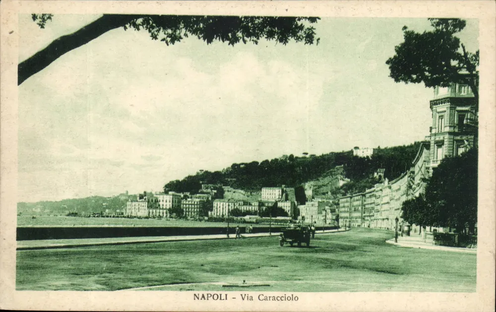 NAPOLI - Via Caracciolo — Panoramablick — Ed. E. R. Napoli, n° 48 - Vorderseite