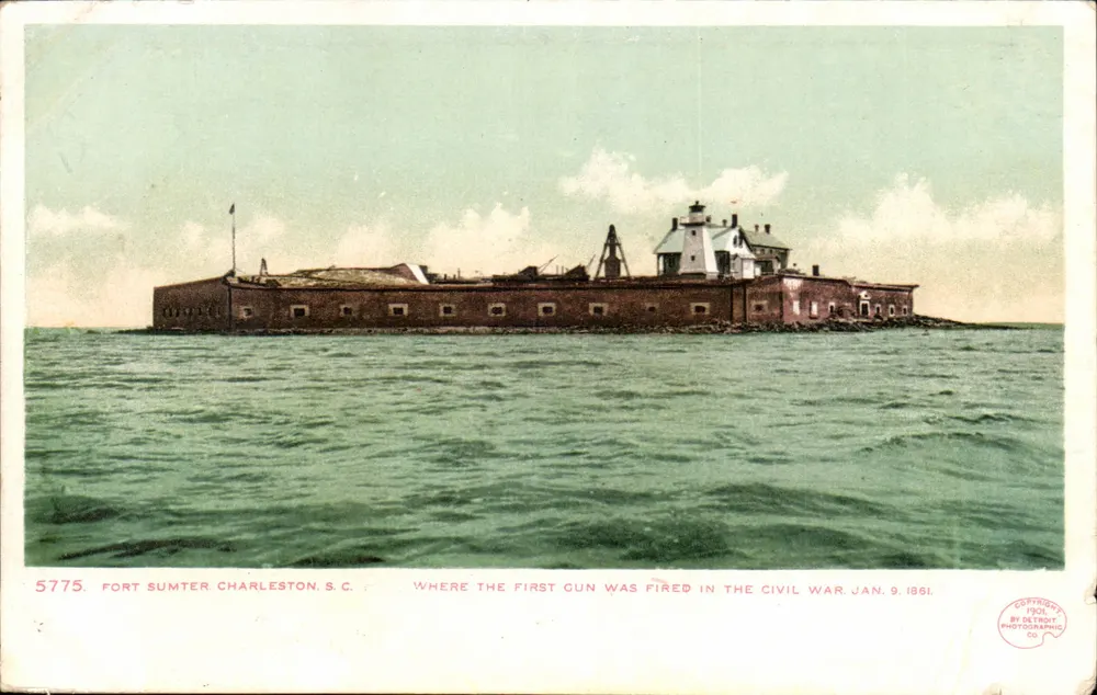Fort Sumter, Charleston, S.C. — donde se disparó el primer cañonazo en la guerra civil — Detroit Photographic Co. n° 5775 - Anverso