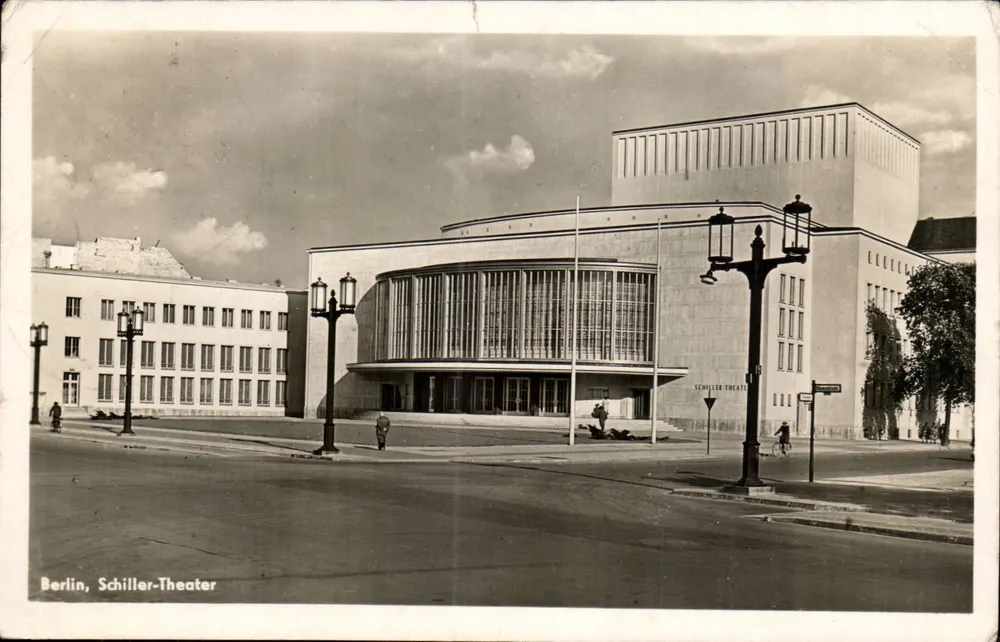 Berlim, Teatro Schiller — vista externa — Kuatverlag Nieder K.G. - Frente