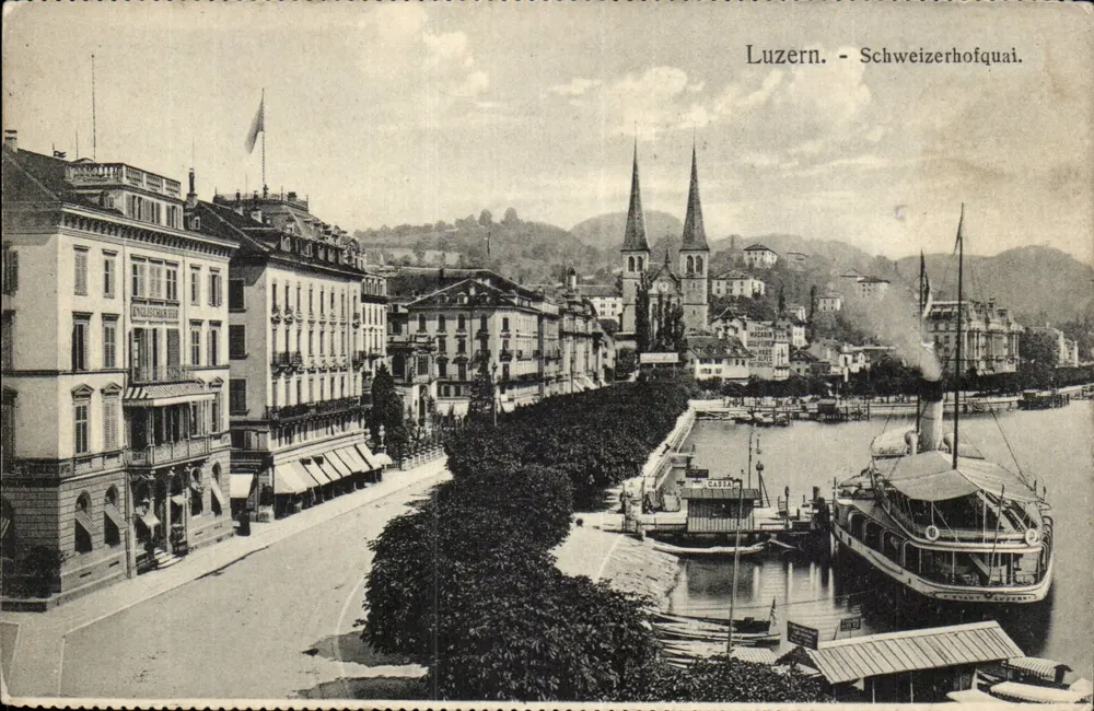 Luzern - Schweizerhofquai — Ansicht des Quais mit Boot und Kirche — Verleger unbekannt - Vorderseite