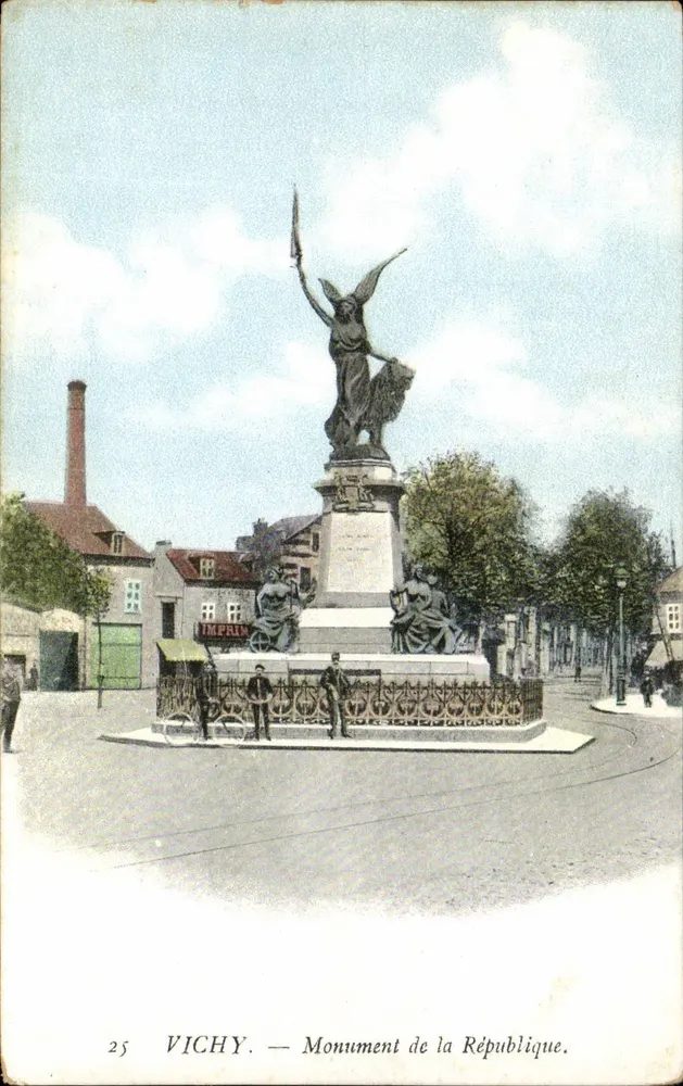 Vichy — Pomnik Republiki — Wydawca IMPERIUM, nr 25 - Awers