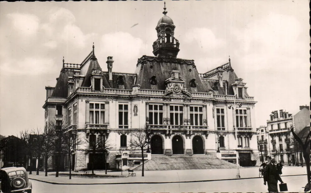 Vichy — Het Stadhuis — Fotografische uitgaven in bromide, n°03 - Voorkant