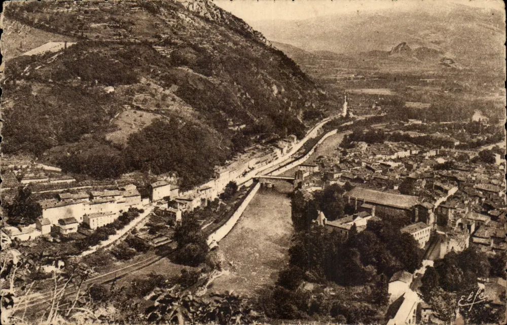 Foix — Panoramablick mit dem Pic de Montgaillard — Verlag: Éditions Labouche-Océan, n° 479 - Vorderseite