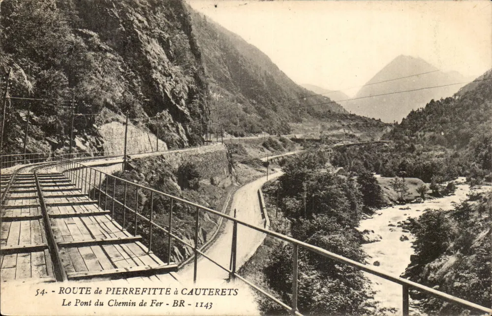 Carretera de Pierrefitte a Cauterets — El Puente de la Línea Férrea — BR - 1143 - Anverso