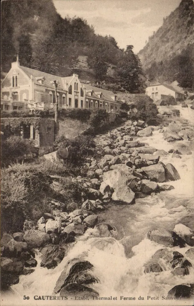 Cauterets - Thermalbad und Farm Petit Sauvœu - Vorderseite