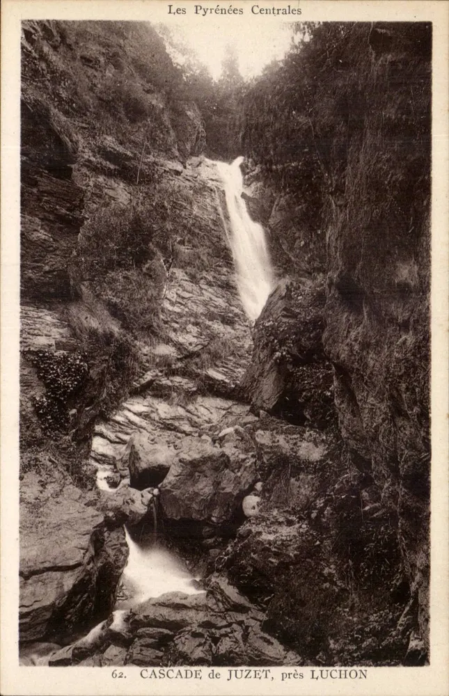 Cachoeira de Juzet, perto de Luchon — Pirineus Centrais — Edições Oclan, Toulouse - Frente
