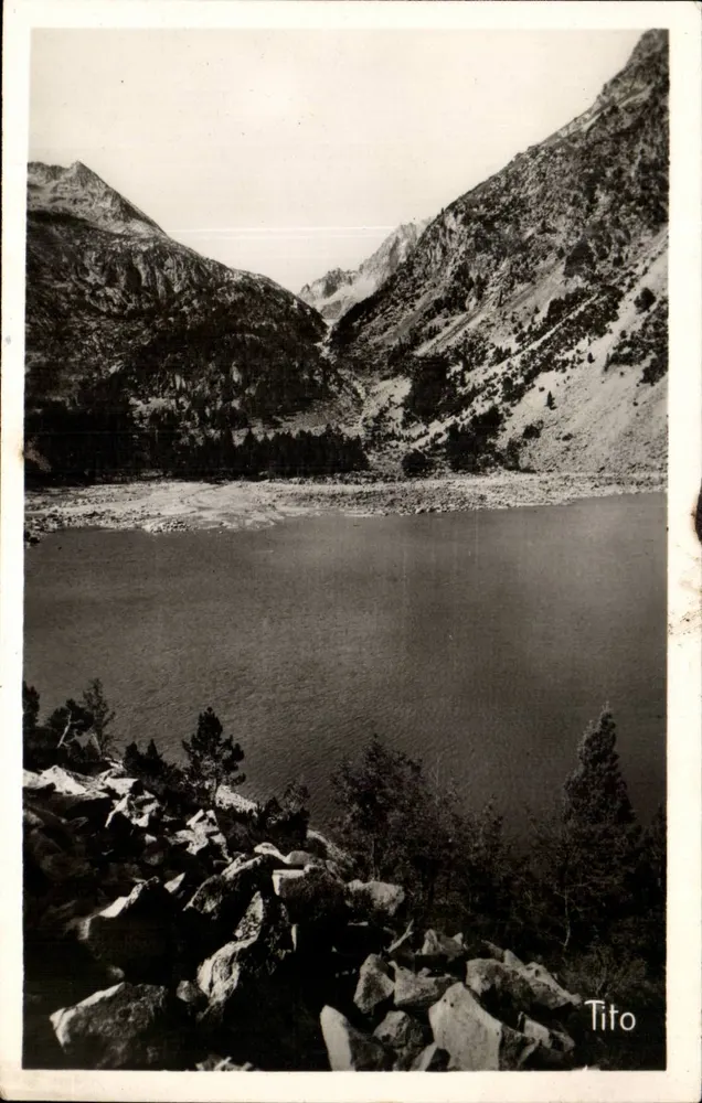 ओरेडॉन झील — 1874 मीटर — तितो प्रकाशन, बॉर्डेलॉन - आगे