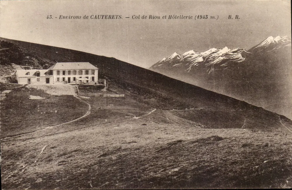 Um Cauterets — Col de Riou und Hotel (1945 m.) — B. R. - Vorderseite