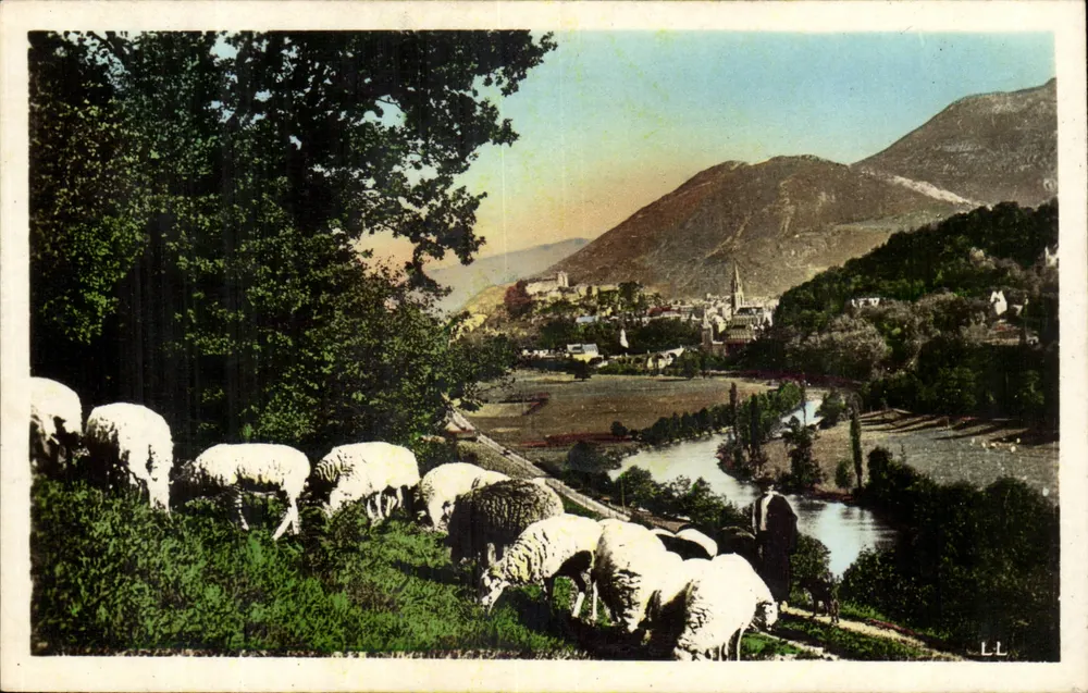 Lourdes — Aussicht auf das Tal und den Pic du Jer — LL - Vorderseite