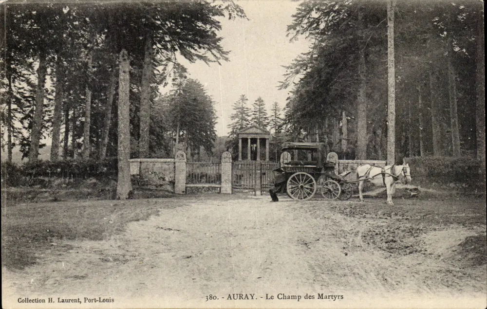Auray - O Campo dos Mártires — editor Ed Bongrand, n° 380 - Frente
