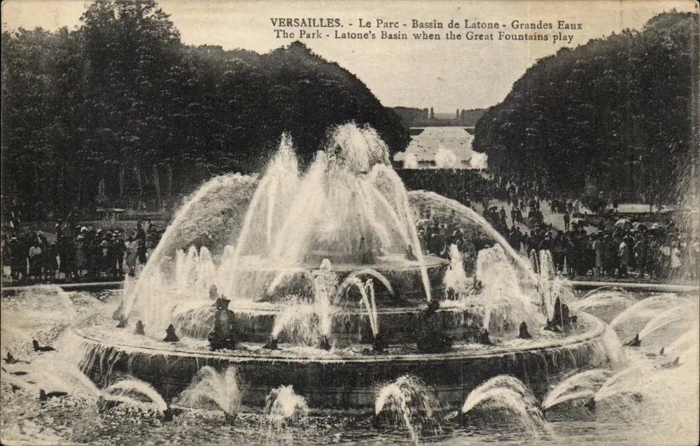 Versailles - Der Park - Bassin de Latone - Grandes Eaux - Vorderseite