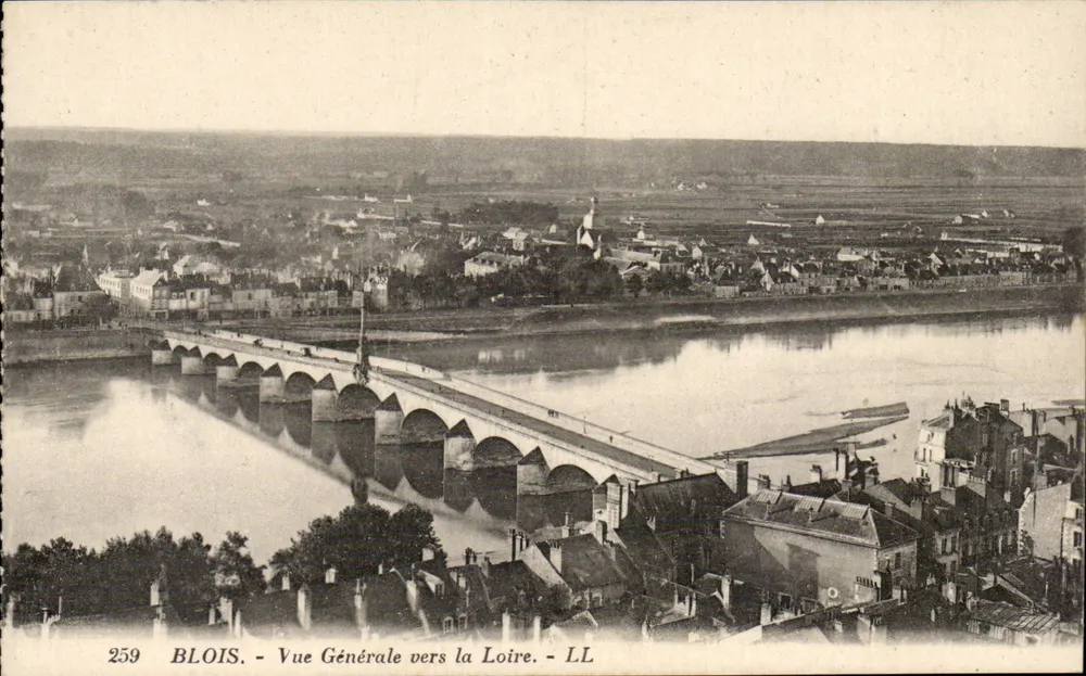 Blois - Vista Geral para a Loire - LL - Frente