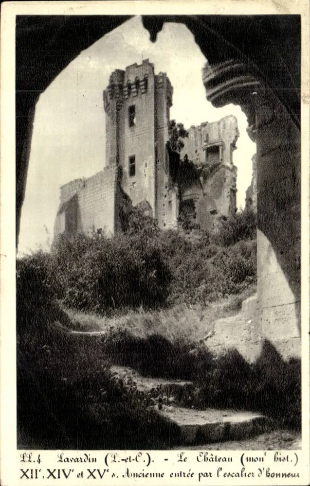 Lavardin (L.-et-C.) — Das Schloss (mon' hist.) — Alte Eingang über die Ehrenstiege — Edition Double Trêve - Vorderseite