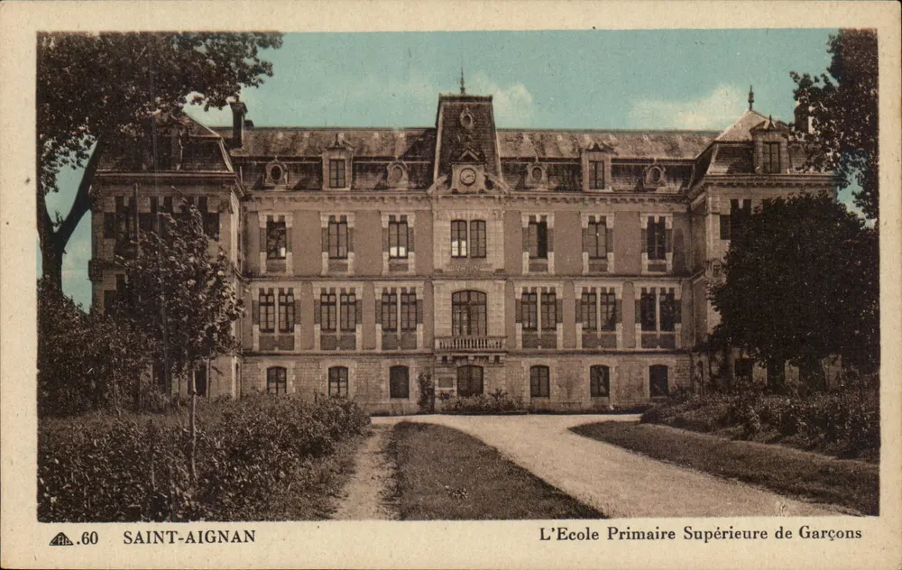 Saint-Aignan — A Escola Primária Superior de Meninos - Frente
