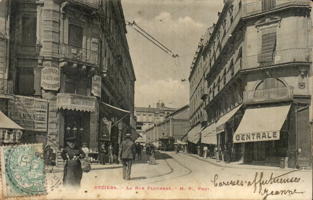 Béziers — A Rue Flourens — M. P. Phot. - Frente
