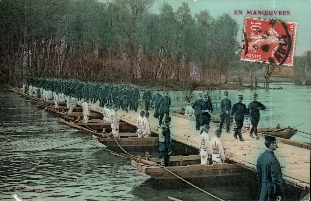 Soldaten bei Manövern — Avignon — Verlag: A. Vignon - Vorderseite