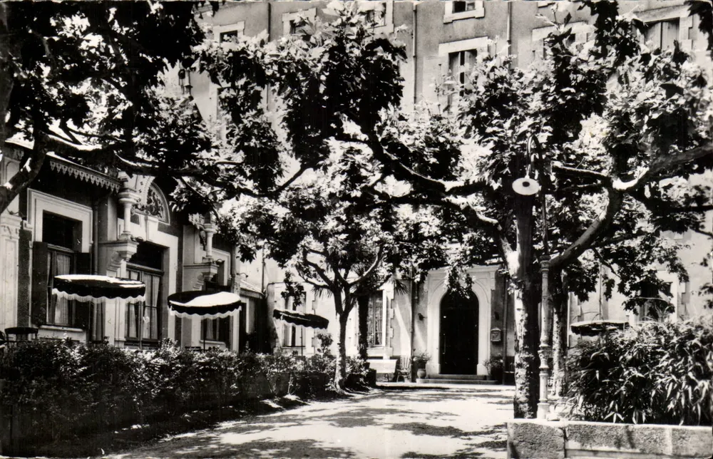 Lamalou-les-Bains — Grand Hôtel de la Paix — J. Le Marigny, Verleger - Vorderseite