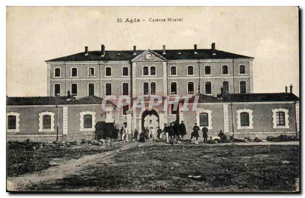 Agde - Casa Militar Mirabel — editor E. & C. Linaux, n°32 - Frente
