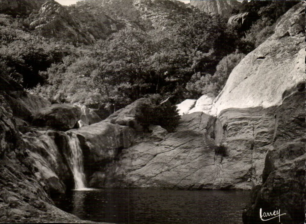 As Gorges de Colombières — Env. de Lamalou-les-Bains (Hérault) — Éditions d'Art Larrey - Frente