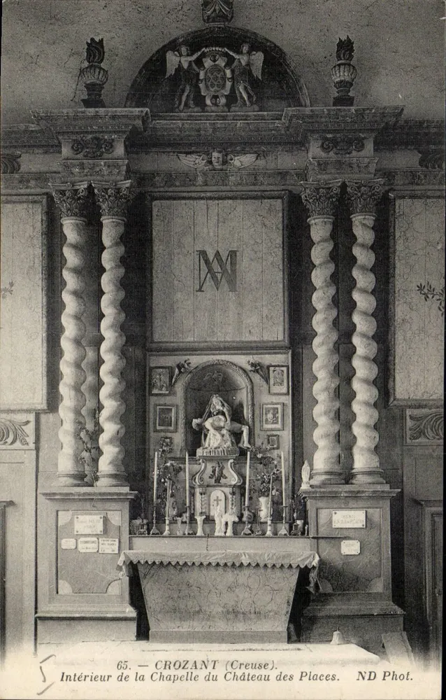 Innenansicht der Kapelle des Schlosses des Places — Crozant (Creuse) — ND Phot. - Vorderseite