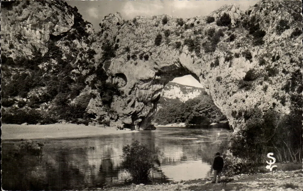 Pont d'Arc — Ardeche — Éditions SCHETTLEUR, n°4199 - Vorderseite