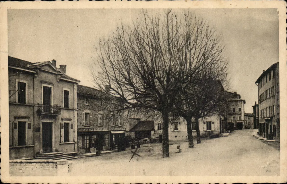 Vaugneray — vista da praça da Mairie — editor G. Vaugneray e Trolliet, n°69 - Frente